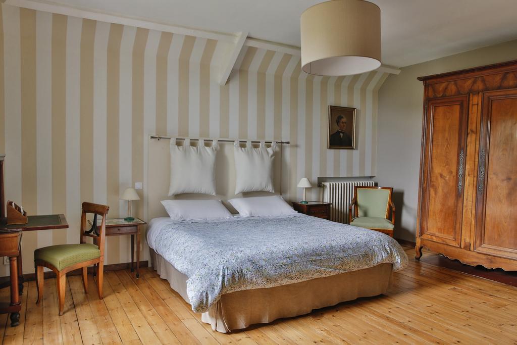 Clerval Maison D'Hotes Et Gites Dragey Номер фото