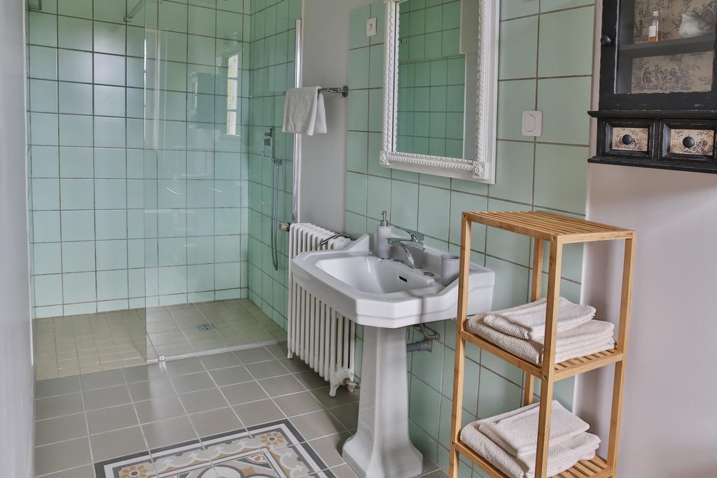 Clerval Maison D'Hotes Et Gites Dragey Номер фото